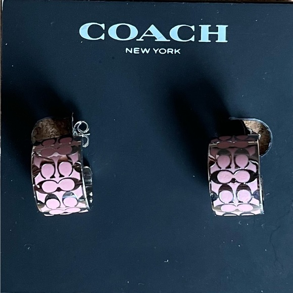 NWT Pink Coach Signature C Huggie Earrings - Picture 1 of 9